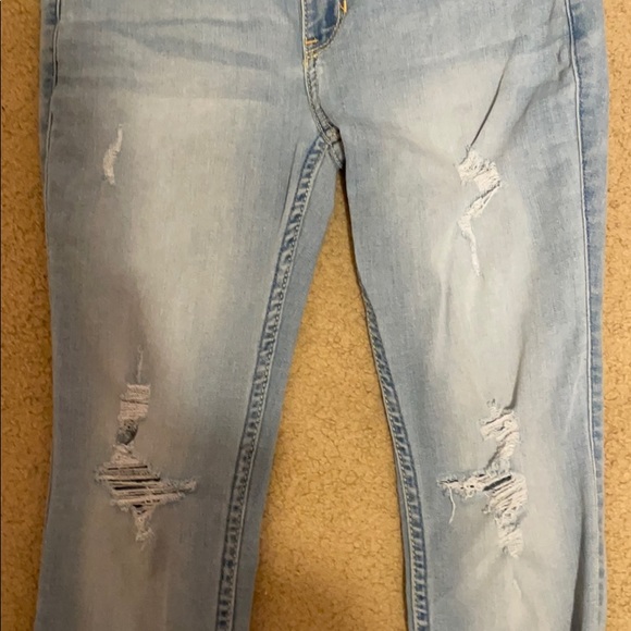 Hollister Jeans - Picture 3 of 4